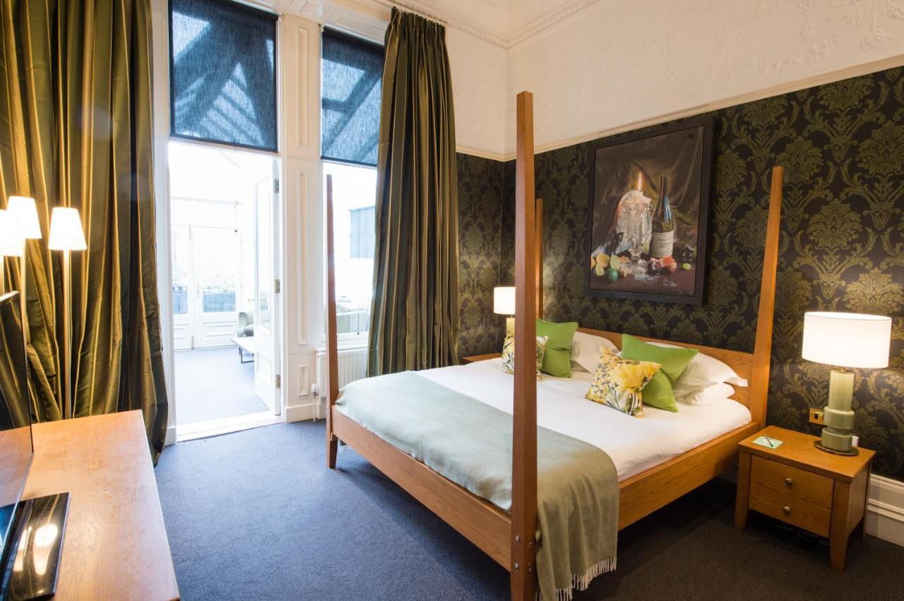 One Devonshire Gardens A Hotel Du Vin Glasgow Dış mekan fotoğraf A bedroom at the hotel